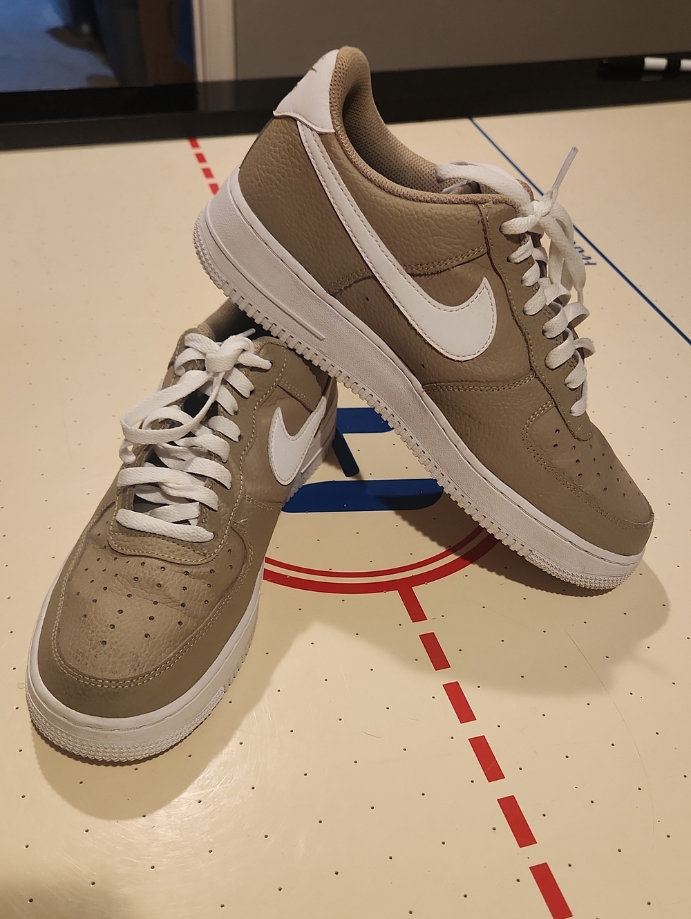 Nike Air Force 1 Low-Top Sneakers - Taupe & White